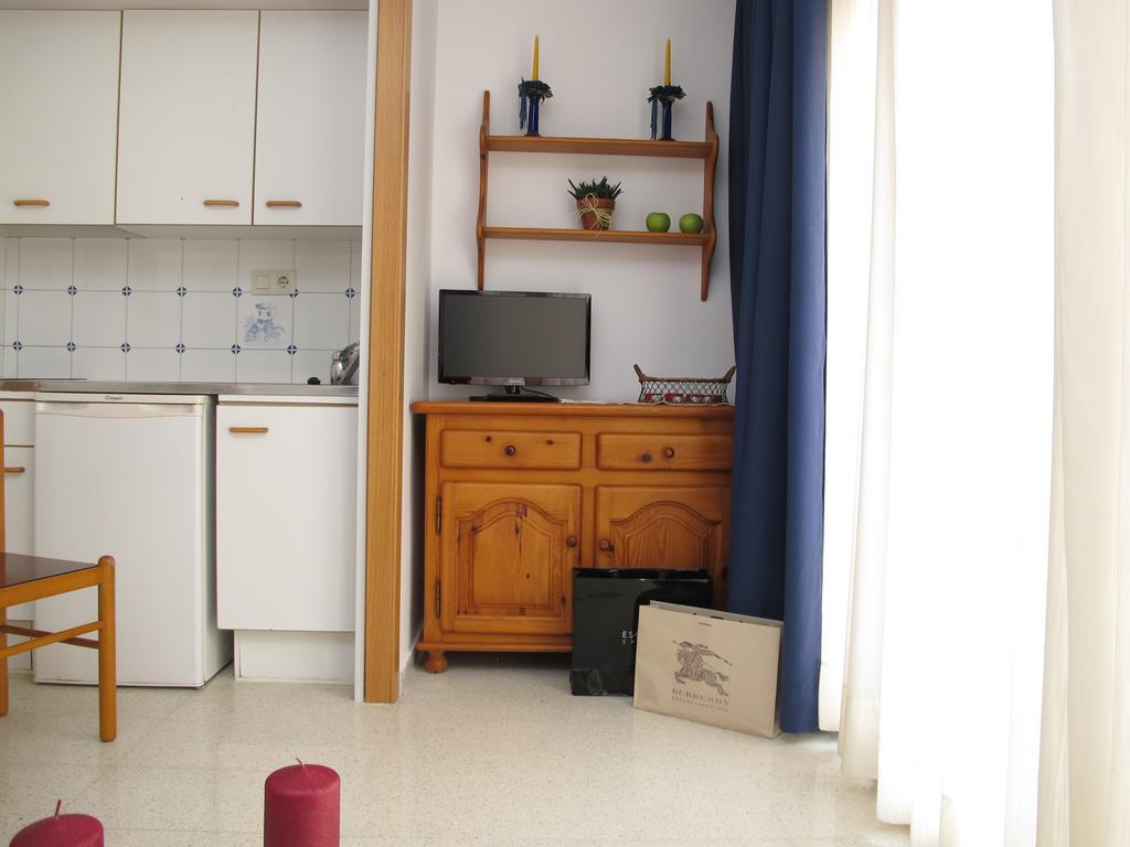Apartamentos Santi Lloret de Mar Cameră foto
