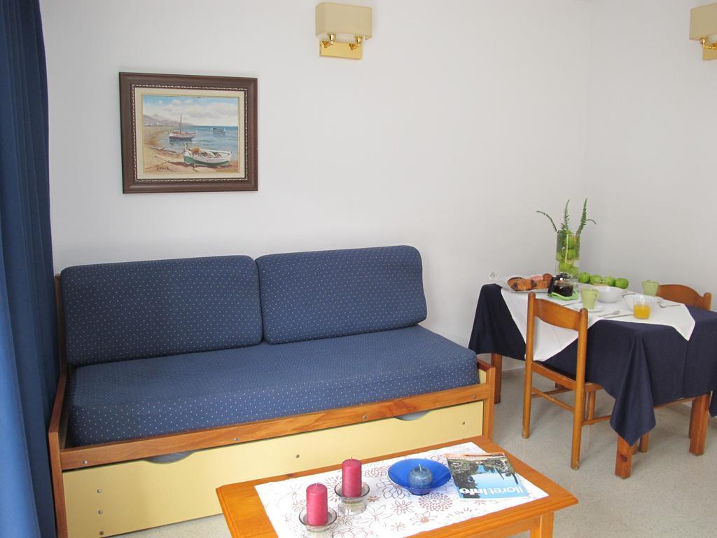 Apartamentos Santi Lloret de Mar Cameră foto